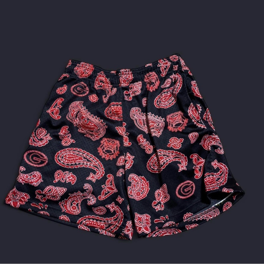 Men’s black and red paisley UGA bull dogs gym shorts size XL